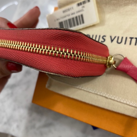 Louis Vuitton Zippy Multicartes Corail - Picture 14 of 15